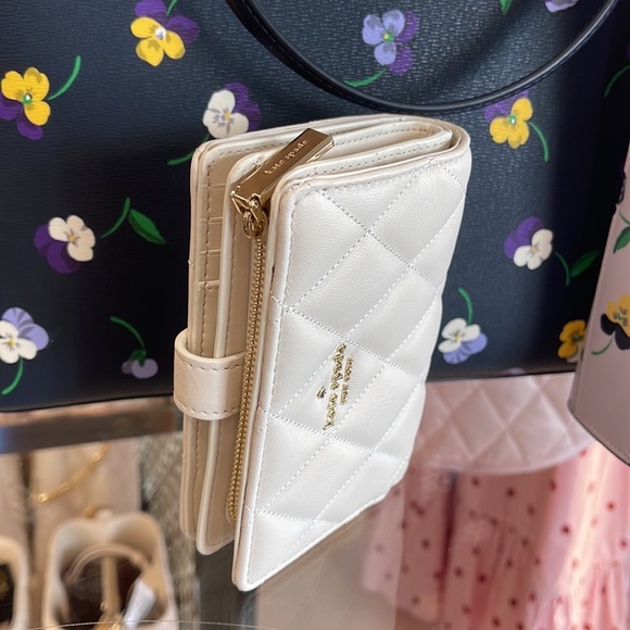 Kate Spade Carey Medium Compartment Bifold Wallet 
COLOR: Parchment - Picture 6 of 16